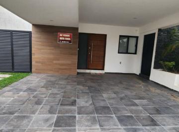 Casa de 3 habitaciones, Medellín · Maravillosa Casa en Renta con Acceso Al Rio