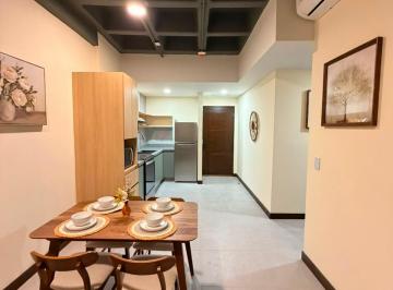 Comedor/Cocina · Departamento Amueblado y Equipado en Loreto Apodaca Tower — Piso 15