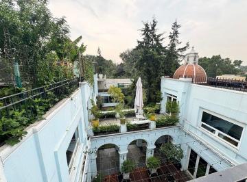 Casa · 1260m² · 4 Recámaras · 4 Estacionamientos · Casa en Venta en San Ángel