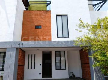 Casa · 120m² · 3 Recámaras · 2 Estacionamientos · Renta de Casa en Manzanillo
