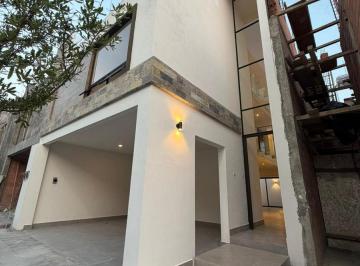Casa · 270m² · 3 Recámaras · 2 Estacionamientos · Casa en Venta en Residencial Tres Olmos, Monterrey, N. L.
