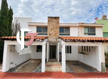 Casa · 178m² · 3 Recámaras · 2 Estacionamientos · Casa en Renta en Fracc. Las Pérgolas Al Norte de La Ciudad de Aguascalientes