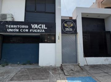 Oficina · 250m² · Oficina Renta 2 Plantas 10 Cubículos Sala de Juntas 5 Baños Cocina en Calle 28 Fracc. Costa Verde