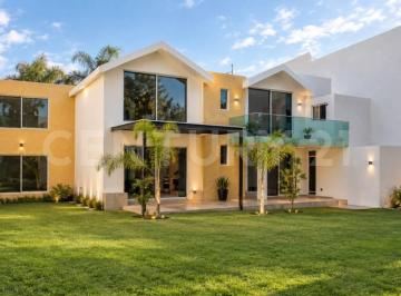 Casa · 400m² · 3 Recámaras · 4 Estacionamientos · Casa en Renta Residencial Pulgas Pandas Norte Aguascalientes, Ags
