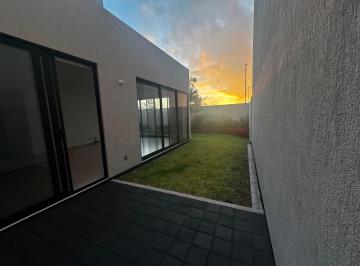 Casa en condominio de 2 habitaciones, El Marqués · Hermosa Casa con Jardín en Renta | Gran Motivo | Zarú | Querétaro