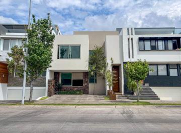 Casa de 4 habitaciones, Tlajomulco de Zúñiga · Casa en Venta en Punto Sur