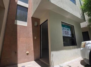 1 · Casa en Renta de 3 Recámaras, Una Recámara en Planta Baja, Zona Sonterra