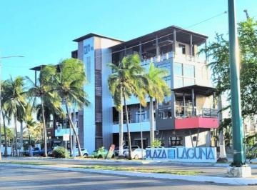 Local comercial · 56m² · Local en Plaza Laguna