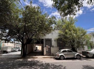757e040bc0d99f03ff3485815c8cd5676cf55d6bdf05900b1dfb6c2b2b7f4452 · Casa en Venta/renta en Aramberri, Centro de Monterrey, a 3 Min de Macroplaza