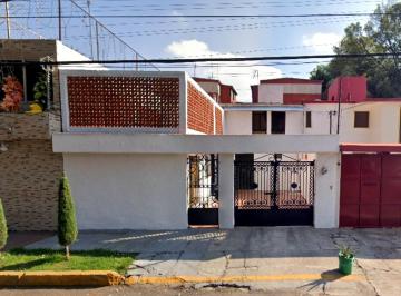 Casa de 3 habitaciones, Iztapalapa · Casa en Venta en Lomas Estrella, Iztapalapa