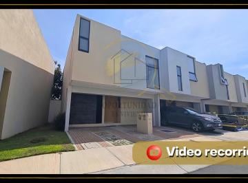 Casa en condominio de 3 habitaciones, El Marqués · Casa en Renta en Zibatá Queretaro