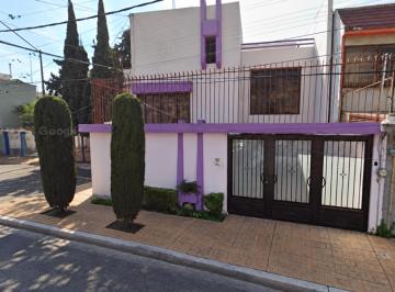 Casa de 4 habitaciones, Venustiano Carranza · Casa en Venta en Venustiano Carranza Cdmx