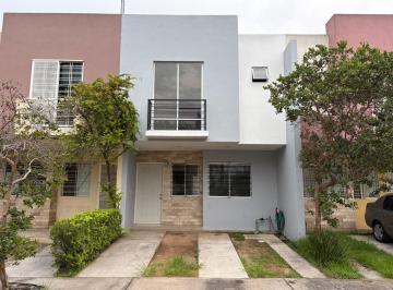Casa en condominio de 3 habitaciones, Zapopan · Venta Casa en Parques de Tesistan