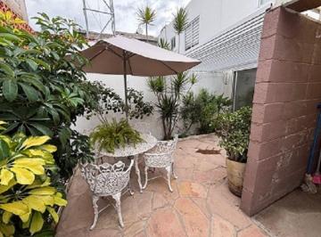 Casa de 2 habitaciones, El Marqués · C237 Renta Excelente Casa Los Encinos