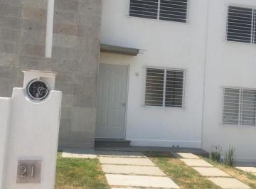 6c1b59d6be85c9a9191e4a0cb4877a1bae027cd9ae35c831deeae19d538ffda5 · *renta Casa Los Encinos*