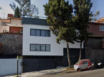 Casa de 5 habitaciones, Alvaro Obregón · Disfruta de Esta Hermosa Casa en Calzada de Las Carretas 29, Colinas del Sur, Álvaro Obregón, Cdmx.