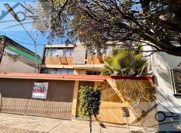Casa · 421m² · 4 Recámaras · 4 Estacionamientos · Casa en Venta en Bosque de Echegaray, Cerca de Periférico y Gustavo Baz, Naucalpan