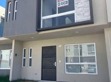 a54cf022b5b7185201c985e16c31871ed2406b9232cf341abe3ad3efa810d7fa · Casa en Renta Coto Abié, Valle Imperial, Zapopan: 3 Rec. y Roof Garden.