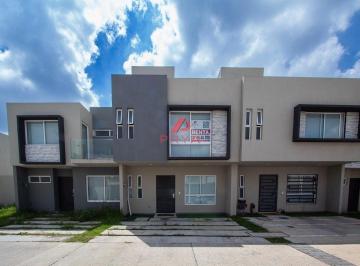 bd596502f3fa9595eeefd06a626fa813c219f17591eaeccbf24198a3f7140497 · Casa en Renta Coto Abié, Valle Imperial, Zapopan: 3 Rec. y Roof Garden.
