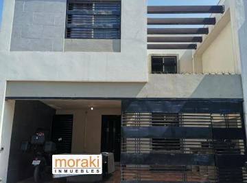 Casa · 228m² · 3 Recámaras · 1 Estacionamiento · Casa en Venta en Las Lomas Sector Jardines, García Nl