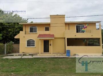 Casa · 337m² · Casa en Venta Ubicada en Av La Herradura #101 - D Col. El Charro, Tampico, Tam.