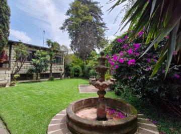 Casa · 250m² · 4 Recámaras · 5 Estacionamientos · Excelente Casa con Buenos Espacios en San Fernando Tlalpan