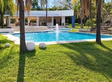 Quinta de 7 habitaciones, Santiago · Quinta en Venta – Barrial | Zona Carretera Nacional