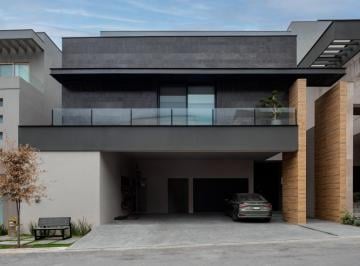 Casa de 4 habitaciones, San Pedro Garza García · Casa en Venta Fraccionamiento Los Agaves