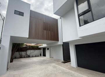 Casa Renta 195m² de 3 habitaciones · Casas en Renta en Ermita Sur