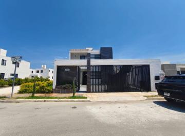 Casa de 2 habitaciones, Mérida · Renta de Casa Amueblada en Fraccionamiento Los Heroes