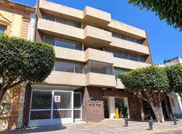 Edificio · 2050m² · 10 Recámaras · 20 Estacionamientos · Edificio Comercial en Venta Centro Histórico en León, Guanajuato