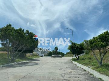 Terreno / Lote · 300m² · Terreno en Venta en Juriquilla - (4)