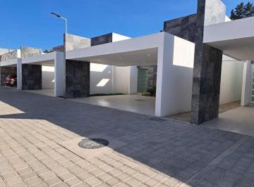 924db9c34a0ef50e39908490a0d5dd957181e1ee9dc3be8dfebf90d30aa86dc3 · Casa de un Piso Nueva en Xilotzingo