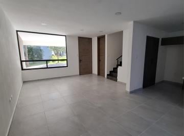 Casa · 200m² · 3 Recámaras · 2 Estacionamientos · Venta Residencia Dentro de Fraccionamiento El Suspiro Atras de Plaza San Diego