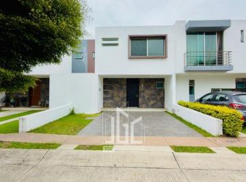 Casa de 4 habitaciones, Tlajomulco de Zúñiga · Casa en Venta en Sorrento Residencial, Tlajomulco de Zúñiga
