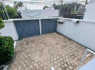 CASA EN RENTA SOBRE AVENIDA EN TECAMACHALCO A UNOS MINUTOS DE UNIVERSIDAD ANAHUAC (USO DE SUELO DE OFICINAS) · Casa en Renta Sobre Av en Tecamachalco a Unos Minutos de Universidad Anahuac (Uso de Suelo de o