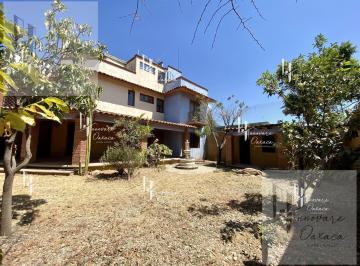 Casa · 400m² · 3 Recámaras · 4 Estacionamientos · Casa en Venta en San Pablo, Etla