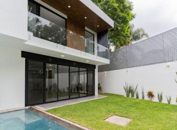 Casa de 3 habitaciones, Cuernavaca · ¡Espectacular Casa en Venta! Estilo Moderno Contemporáneo en El Norte de Cuernavaca.