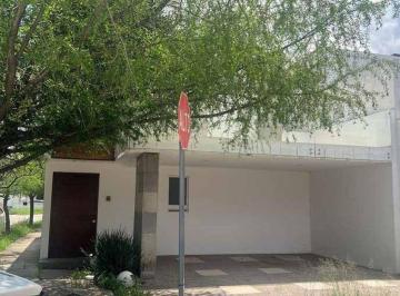 Casa de 3 habitaciones, León · Casa en Renta en El Mayorazgo León Guanajuato