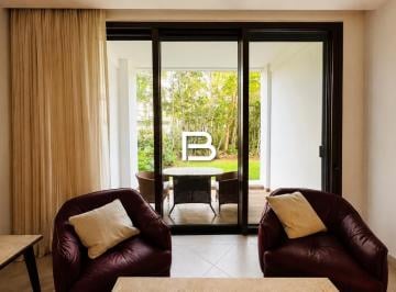 Departamento · 215m² · 3 Recámaras · 2 Estacionamientos · Departamento en Playa del Carmen