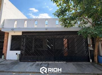 Casa · 169m² · 3 Recámaras · 2 Estacionamientos · Casa en Venta Colonia Sección 3 Petroleros Altamira