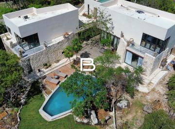 Villa · 1050m² · 4 Recámaras · Villa en Akumal