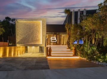 Villa · 5 Recámaras · 2 Estacionamientos · Villa en Venta en Bahia Principe Riviera Maya