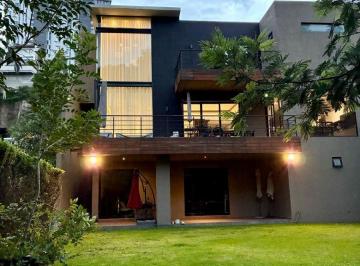 Casa de 4 habitaciones, Huixquilucan · Espectacular Casa en Renta en Bosque Real