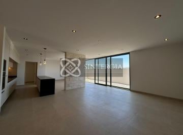 Casa · 300m² · 4 Recámaras · 3 Estacionamientos · Casa de Autor Altozano Ozono