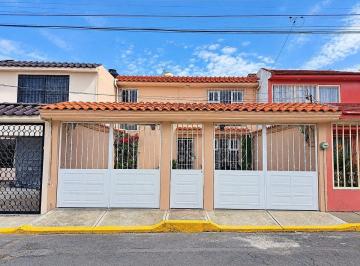 3da5e71ac67114e350eec4103f9dfd6b0dfe6aa313f1daf6d872fe603221556b · Casa en Venta