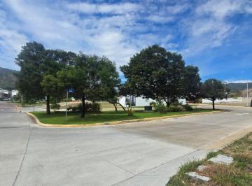 Terreno / Lote , Zapopan · Terreno en Esquina en Los Robles Residencial | Coto Los Castaños | 377.43 m²