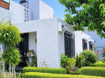 Casa de 5 habitaciones, Tlalnepantla de Baz · Casa de 465 m² con 5 Recámaras en Venta en Viveros del Valle