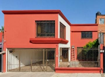 Casa de 4 habitaciones, Tlalnepantla de Baz · Casa en Venta Jacarandas en Tlalnepantla de Baz