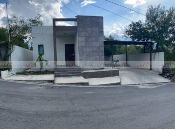 Casa · 90m² · 2 Recámaras · 2 Estacionamientos · Casa en Venta en Buenavista